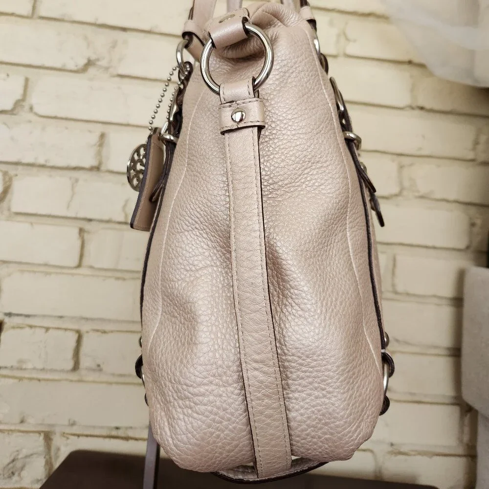 Euc Coach Alexadra Gold Leather Studded Shoulder Bag/Handbag